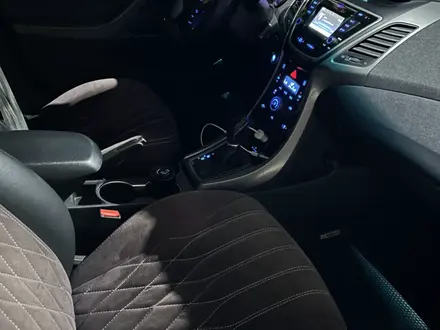 Hyundai Elantra 2015 года за 7 000 000 тг. в Шымкент – фото 6