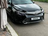 Toyota Camry 2017 годаfor9 900 000 тг. в Караганда – фото 3