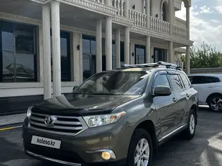 Toyota Highlander, 2011