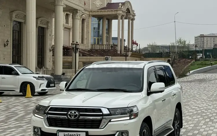 Toyota Land Cruiser 2021 года за 41 500 000 тг. в Шымкент