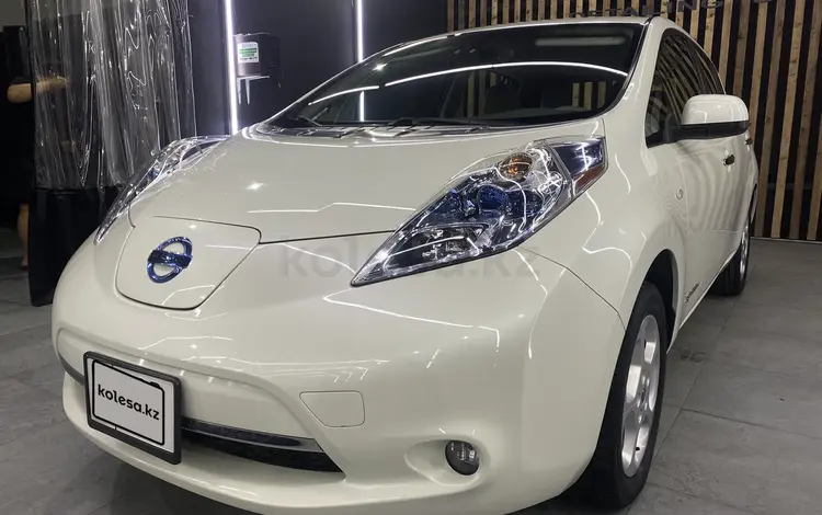 Nissan Leaf 2012 года за 6 300 000 тг. в Алматы