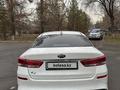 Kia K5 2019 года за 8 500 000 тг. в Алматы – фото 4