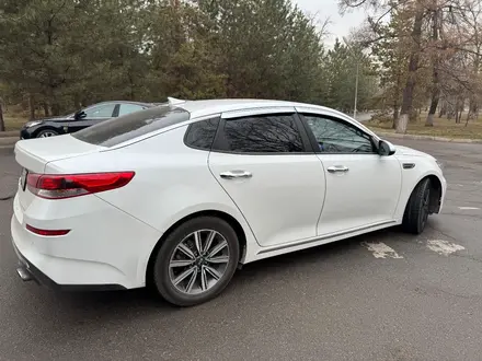 Kia K5 2019 года за 8 500 000 тг. в Алматы – фото 5