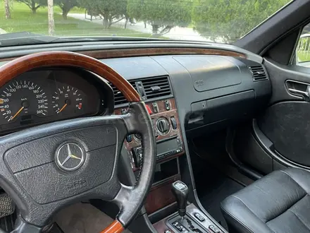 Mercedes-Benz C 280 1997 года за 2 900 000 тг. в Шымкент – фото 18