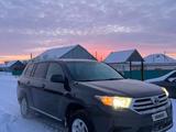 Toyota Highlander 2011 года за 9 000 000 тг. в Уральск – фото 3