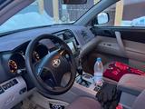Toyota Highlander 2011 года за 9 000 000 тг. в Уральск – фото 5