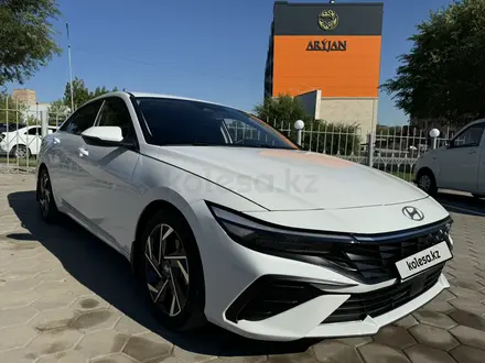 Hyundai Elantra 2024 года за 10 500 000 тг. в Караганда – фото 2