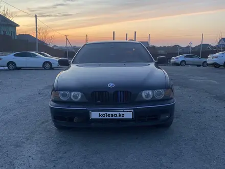 BMW 523 1998 года за 3 200 000 тг. в Шымкент