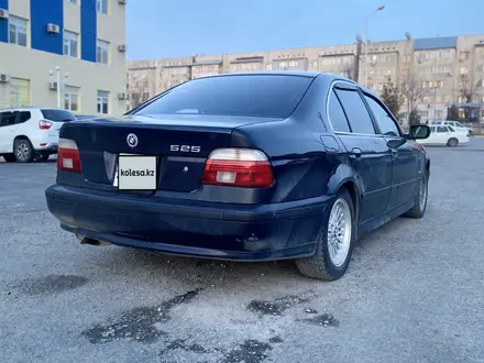 BMW 523 1998 года за 3 200 000 тг. в Шымкент – фото 4