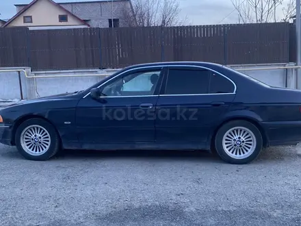 BMW 523 1998 года за 3 200 000 тг. в Шымкент – фото 7