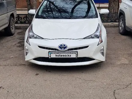 Toyota Prius 2019 года за 11 200 000 тг. в Алматы – фото 2