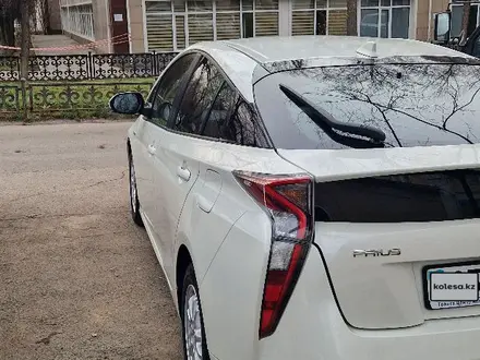 Toyota Prius 2019 года за 11 200 000 тг. в Алматы – фото 13