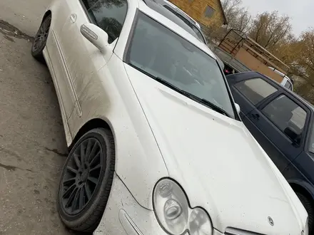 Mercedes-Benz CLK 320 2003 года за 3 850 000 тг. в Петропавловск – фото 9