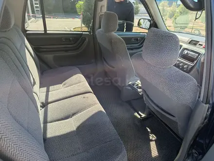 Honda CR-V 1996 года за 2 000 000 тг. в Алматы – фото 7