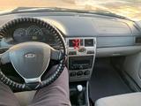 ВАЗ (Lada) Priora 2170 2013 годаүшін2 500 000 тг. в Атырау – фото 5