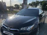 Toyota Camry 2016 годаfor9 900 000 тг. в Уральск – фото 2