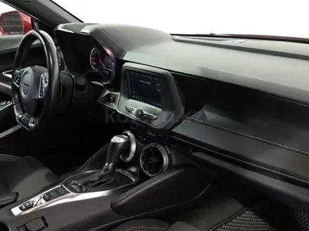 Chevrolet Camaro 2019 года за 13 850 000 тг. в Астана – фото 14