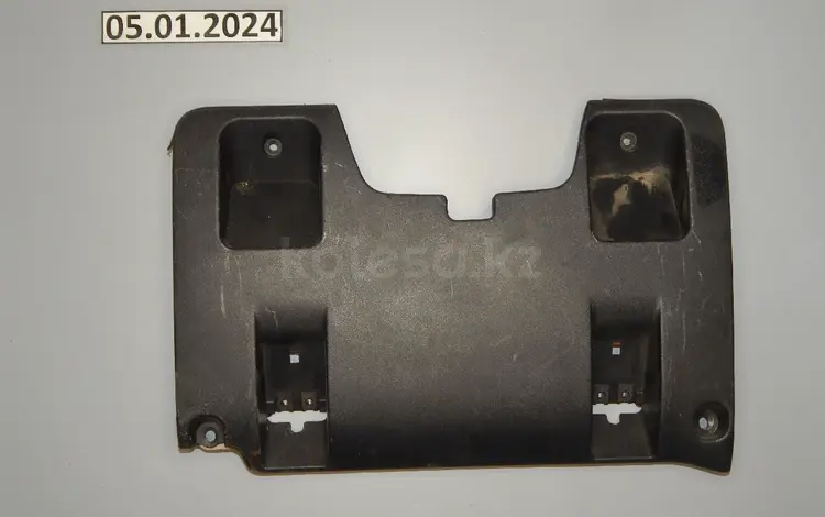 НАКЛАДКА ТОРПЕДЫ НИЖНЯЯ ЛЕВАЯ (ПОД РУЛЕВОЙ) за 17 500 тг. в Алматы