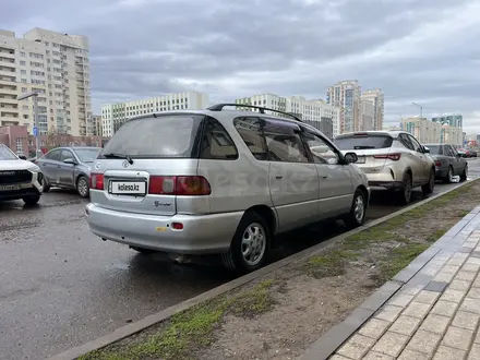 Toyota Ipsum 1996 года за 3 200 000 тг. в Астана – фото 3