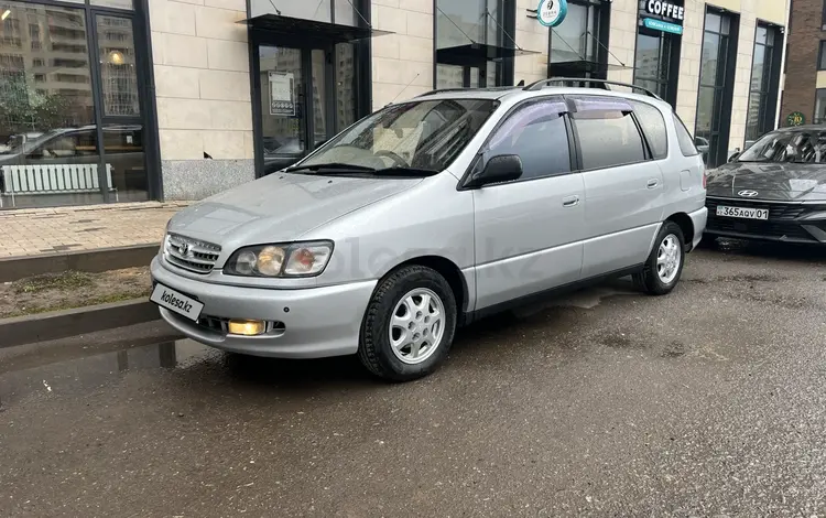 Toyota Ipsum 1996 года за 3 200 000 тг. в Астана