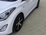 Hyundai Elantra 2014 года за 5 400 000 тг. в Актобе – фото 2