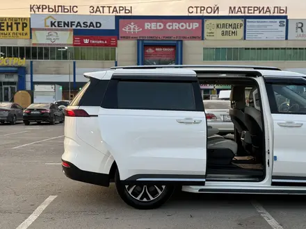 Kia Carnival 2021 года за 19 000 000 тг. в Алматы – фото 20