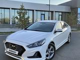 Hyundai Sonata 2018 годаfor9 950 000 тг. в Шымкент – фото 2