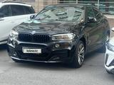 BMW X6 2018 года за 16 000 000 тг. в Астана – фото 2