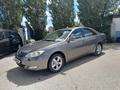 Toyota Camry 2003 года за 5 800 000 тг. в Актобе – фото 20