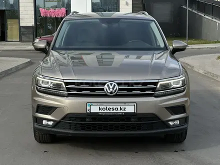 Volkswagen Tiguan 2018 года за 10 900 000 тг. в Усть-Каменогорск – фото 2