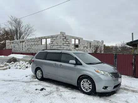 Toyota Sienna 2015 года за 10 000 000 тг. в Актобе – фото 6