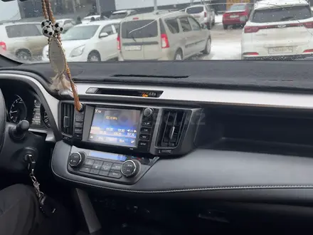 Toyota RAV4 2017 года за 13 000 000 тг. в Павлодар – фото 2