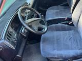 Volkswagen Golf 1993 годаүшін1 050 000 тг. в Есик – фото 2