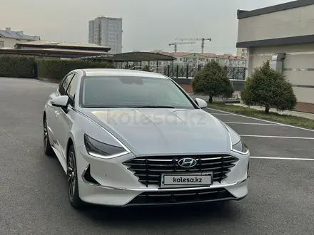 Hyundai Sonata 2022 года за 13 300 000 тг. в Шымкент – фото 2