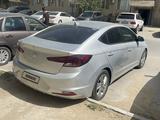 Hyundai Elantra 2019 года за 7 000 000 тг. в Актау – фото 4