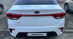 Kia Rio 2018 года за 7 500 000 тг. в Усть-Каменогорск – фото 3