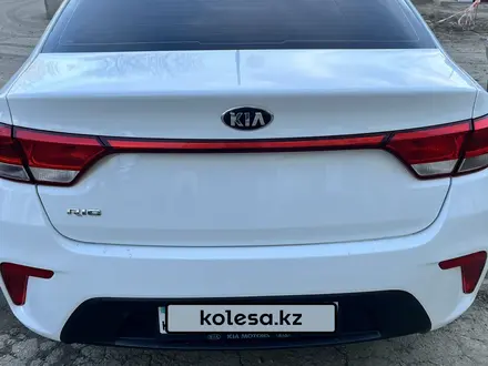 Kia Rio 2018 года за 7 800 000 тг. в Усть-Каменогорск – фото 3