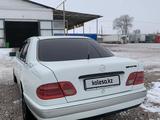 Mercedes-Benz E 230 1995 года за 2 200 000 тг. в Мерке – фото 3