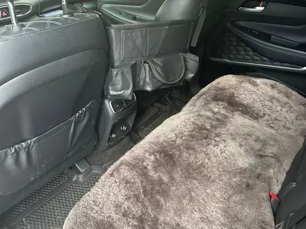Hyundai Santa Fe 2022 года за 15 100 000 тг. в Караганда – фото 21