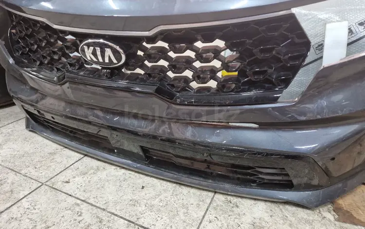 Бампер в сборе на Kia Sorento 2022 года. за 16 000 тг. в Алматы