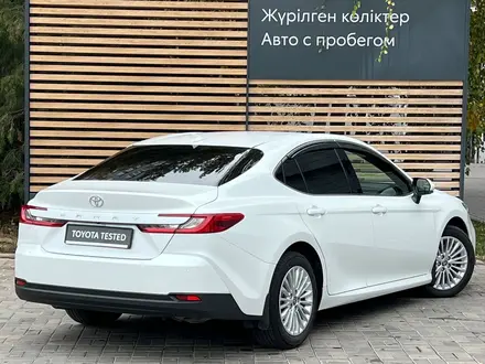 Toyota Camry Elegance 2025 года за 16 490 000 тг. в Алматы – фото 2