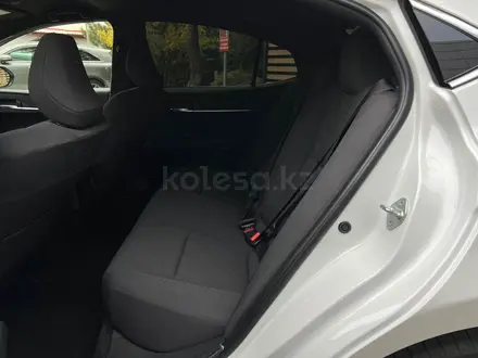 Toyota Camry Elegance 2025 года за 16 490 000 тг. в Алматы – фото 11