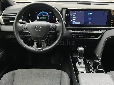Toyota Camry Elegance 2025 года за 16 490 000 тг. в Алматы – фото 16