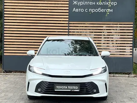 Toyota Camry Elegance 2025 года за 16 490 000 тг. в Алматы – фото 3