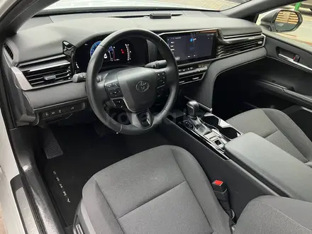 Toyota Camry Elegance 2025 года за 16 490 000 тг. в Алматы – фото 9
