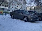 Toyota Camry 2003 годаүшін3 800 000 тг. в Актобе – фото 2