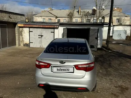 Kia Rio 2014 года за 5 100 000 тг. в Караганда – фото 4