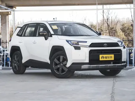 Toyota RAV4 Prestige+ 2026 года за 17 900 000 тг. в Семей