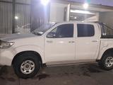 Toyota Hilux 2013 года за 10 500 000 тг. в Актау