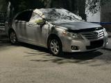 Toyota Camry 2010 года за 5 100 000 тг. в Атырау – фото 2